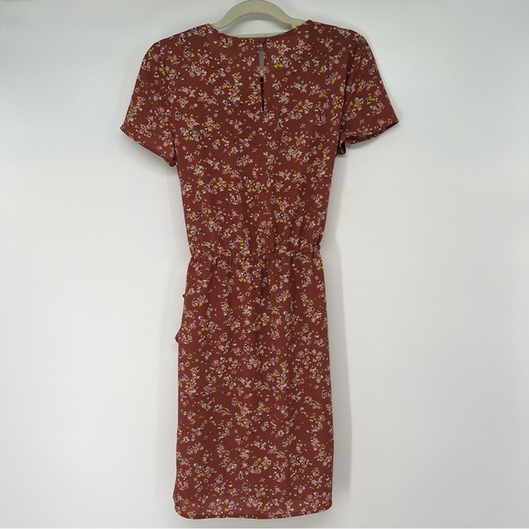 1. State Heritage Bouquet Tie Front Dress Floral - Picture 8 of 8